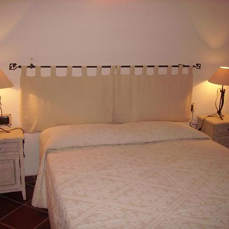 Locanda Tipica Sa Corte โอเลียนา ภายนอก รูปภาพ