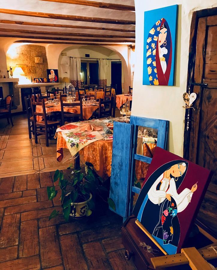 Locanda Tipica Sa Corte โอเลียนา ภายนอก รูปภาพ